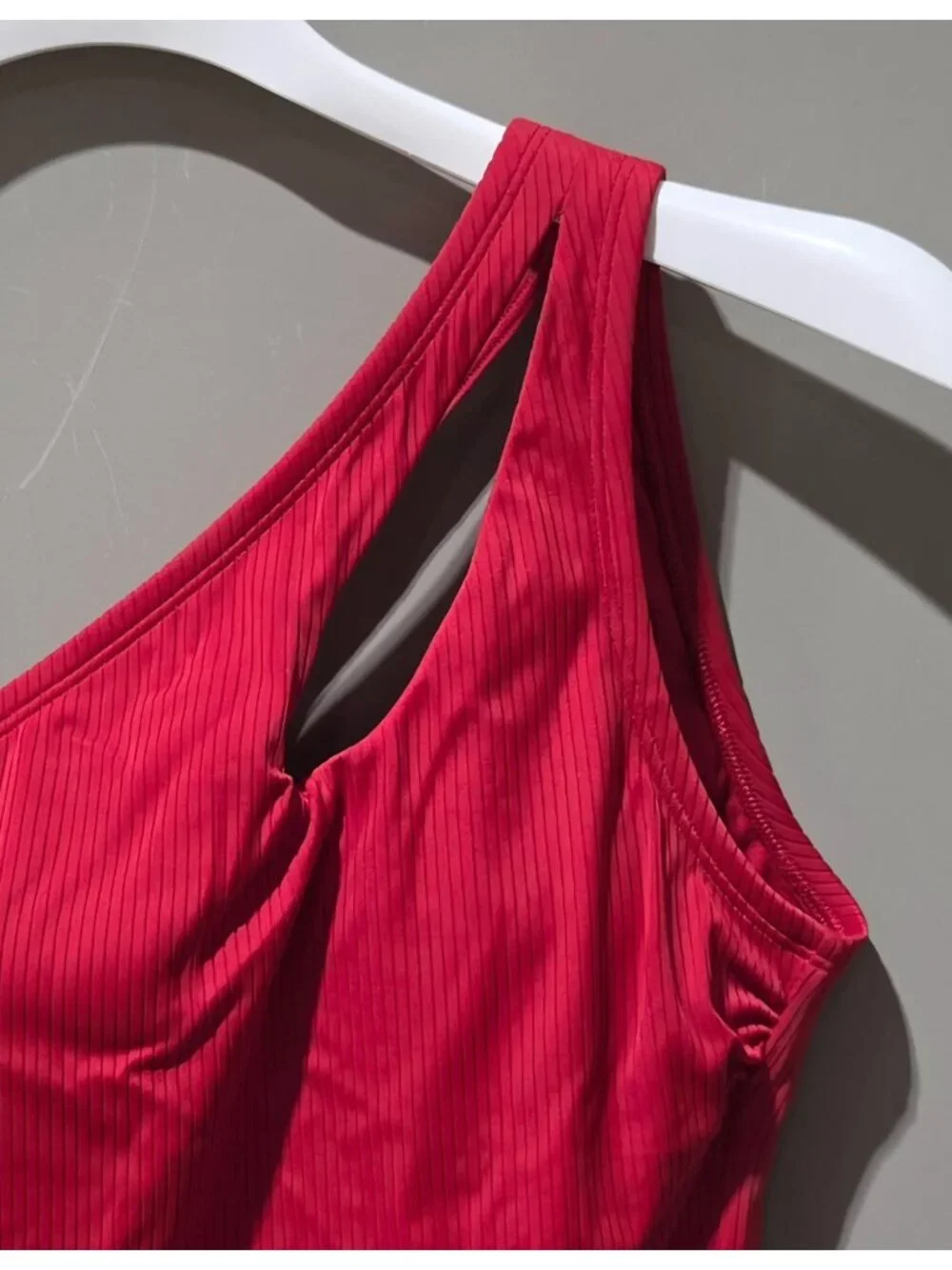 Shade & Shore Red Cut Out 1 Shoulder & Ribbed Texture 1 Pc Swimsuit -- Small 4-6